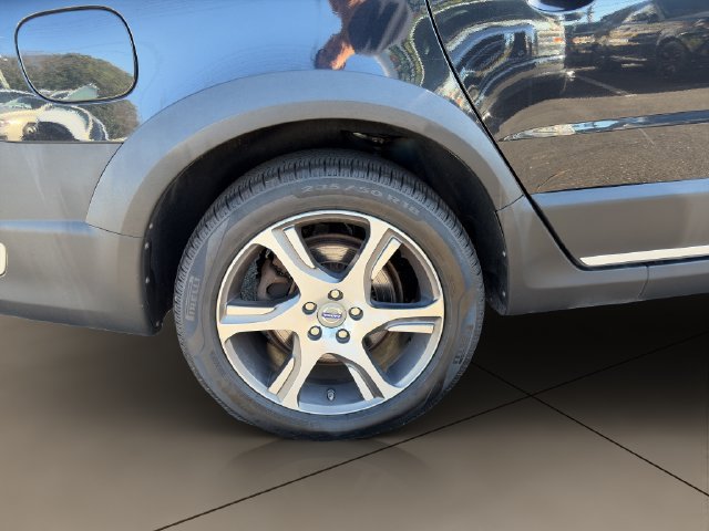 Used 2013 Volvo XC70 T6 AWD/4WD image 4