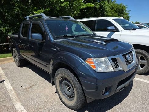 Used 2017 Nissan Frontier PRO-4X w/ Pro-4x Luxury Package AWD/4WD image 7