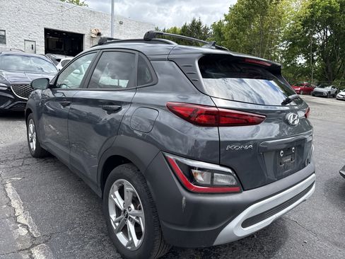 Used 2023 Hyundai Kona SEL AWD/4WD image 5