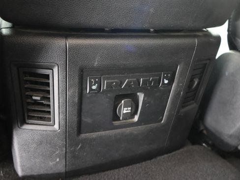Used 2016 RAM 1500 Laramie w/ Convenience Group AWD/4WD image 34