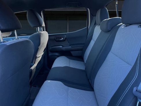 Used 2023 Toyota Tacoma TRD Off-Road w/ Advanced Technology Package image 13