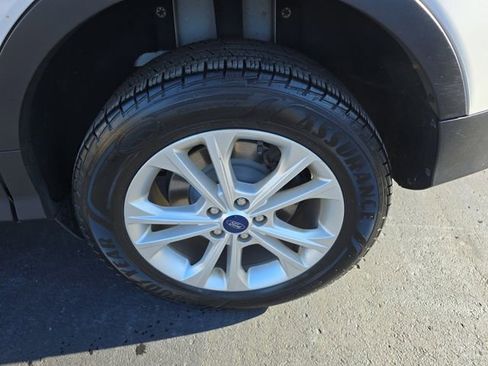 Used 2018 Ford Escape SEL image 33