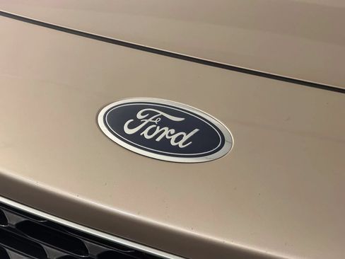 Used 2020 Ford Escape SE FWD image 9