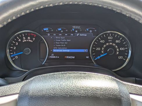 Used 2017 Ford F150 Lariat w/ Equipment Group 502A Luxury AWD/4WD image 28