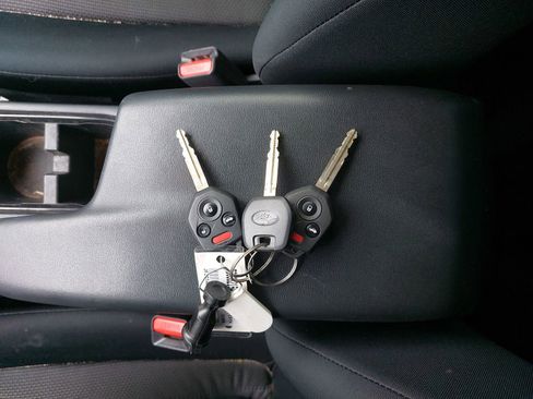 Certified 2023 Subaru Crosstrek 2.0i image 13