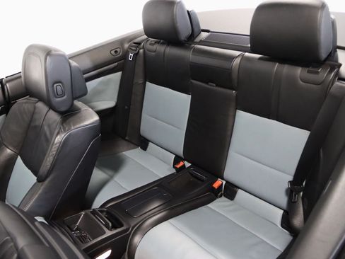 Used 2011 BMW M3 Convertible RWD image 13