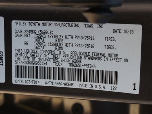 Used 2016 Toyota Tacoma SR w/ SR Convenience Package image 21