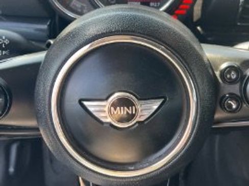 Used 2016 MINI Cooper Clubman S image 11