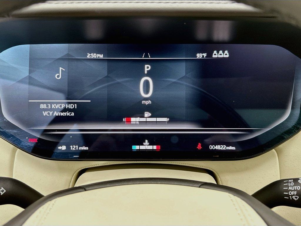 Certified 2025 Land Rover Range Rover SE AWD/4WD image 15