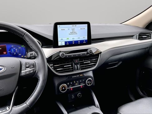 Used 2020 Ford Escape SE Sport image 6