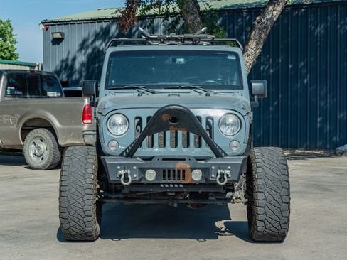 Used 2014 Jeep Wrangler Unlimited Sport w/ Quick Order Package 23S AWD/4WD image 9