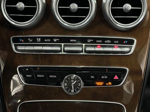 Used 2017 Mercedes-Benz C 300 4MATIC Sedan image 24