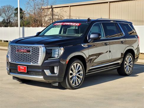 Used 2023 GMC Yukon Denali w/ Denali Reserve Package image 3
