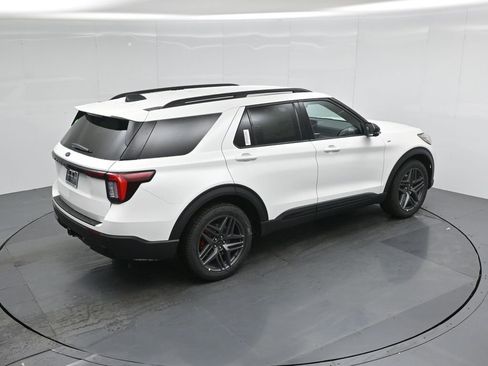 New 2026 Ford Explorer ST-Line image 41