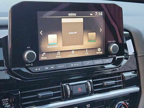 New 2025 Nissan Pathfinder SV w/ SV Premium Package image 13