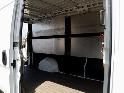 Used 2022 RAM ProMaster 3500 w/ Convenience Group FWD image 14
