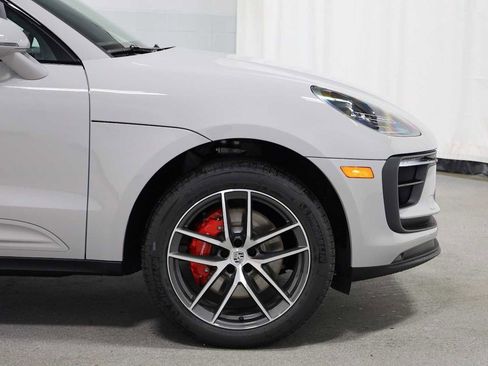 New 2026 Porsche Macan S image 11