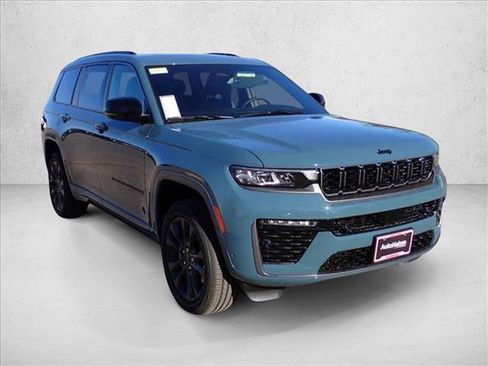 New 2026 Jeep Grand Cherokee L Limited AWD/4WD image 6