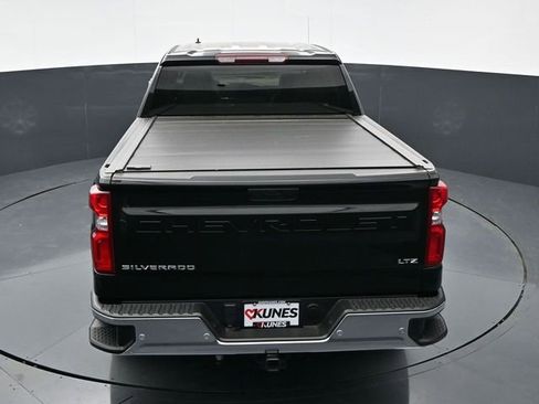 Used 2024 Chevrolet Silverado 1500 LTZ AWD/4WD image 32