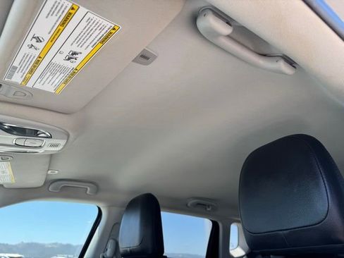 Used 2019 Jeep Compass High Altitude AWD/4WD image 19