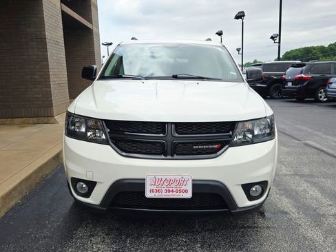 Used 2018 Dodge Journey GT w/ Nav & Sun Group AWD/4WD image 2