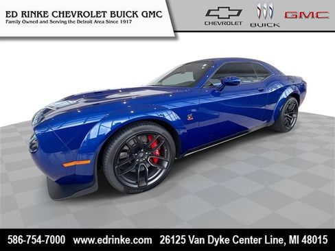 Used 2022 Dodge Challenger R/T Scat Pack image 1