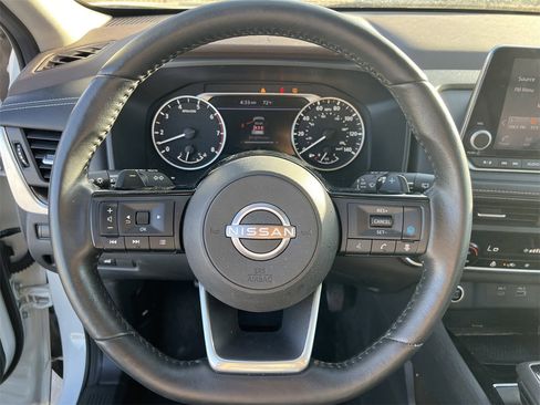 Certified 2023 Nissan Rogue SV w/ SV Premium Package image 7