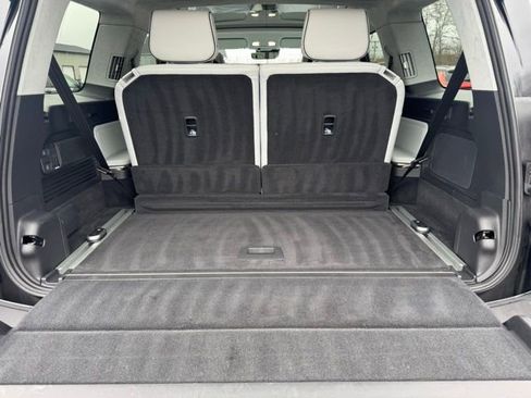 Used 2023 Rivian R1S Launch Edition AWD/4WD image 12