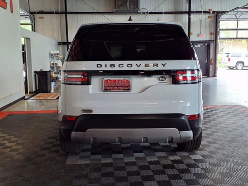Used 2018 Land Rover Discovery HSE AWD/4WD image 5