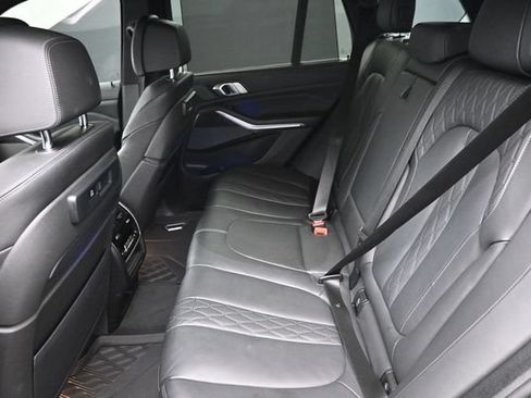 Used 2022 BMW X5 M50i w/ Executive Package AWD/4WD image 17