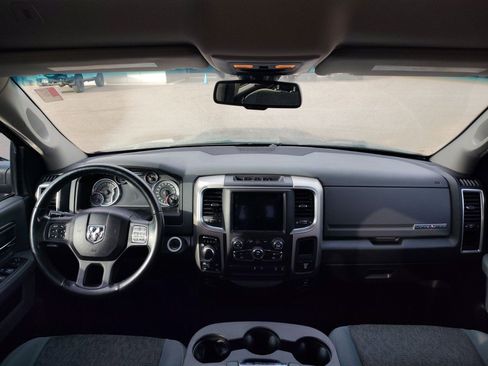 Used 2018 RAM 1500 Lone Star image 34