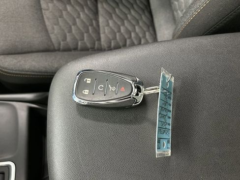 Certified 2020 Chevrolet Equinox LT AWD/4WD image 12