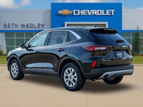 Used 2024 Ford Escape Active w/ Tech Pack #1 AWD/4WD image 5