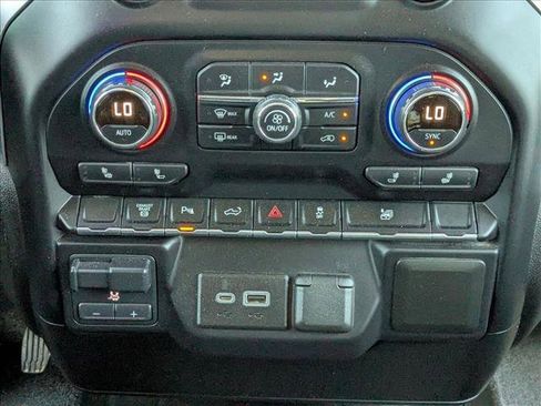 Used 2021 Chevrolet Silverado 3500 LT w/ Texas Edition image 15