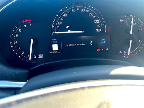 Used 2018 Cadillac XTS Luxury image 7