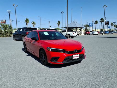 Used 2023 Honda Civic Sport image 2