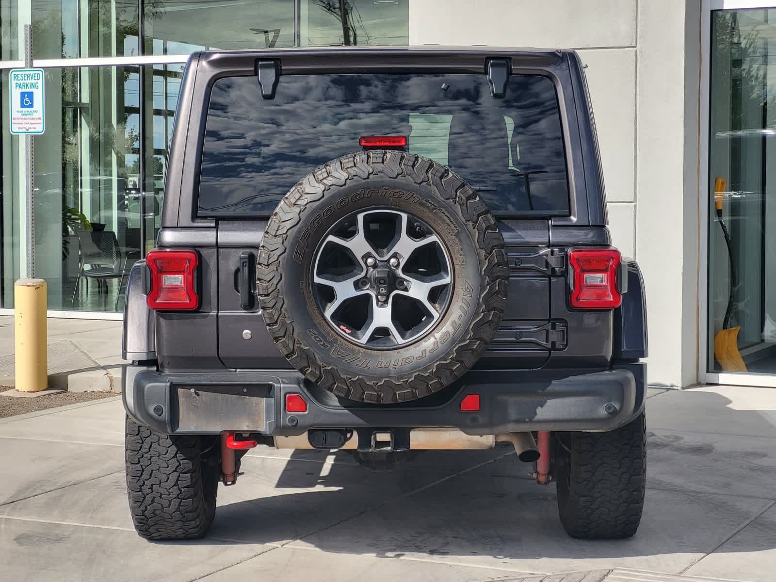 Used 2019 Jeep Wrangler Unlimited Rubicon AWD/4WD image 6