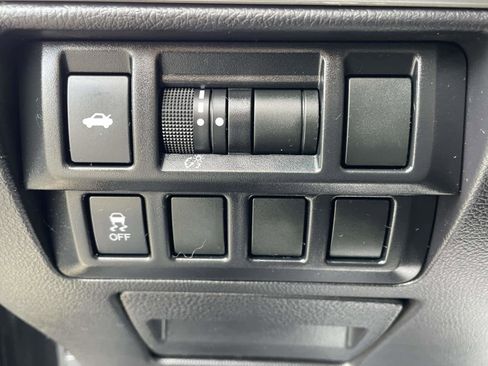 Used 2016 Subaru Legacy 2.5i image 16