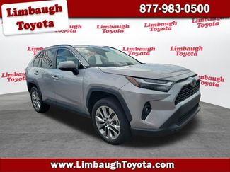 Used 2022 Toyota RAV4 XLE Premium FWD video 1