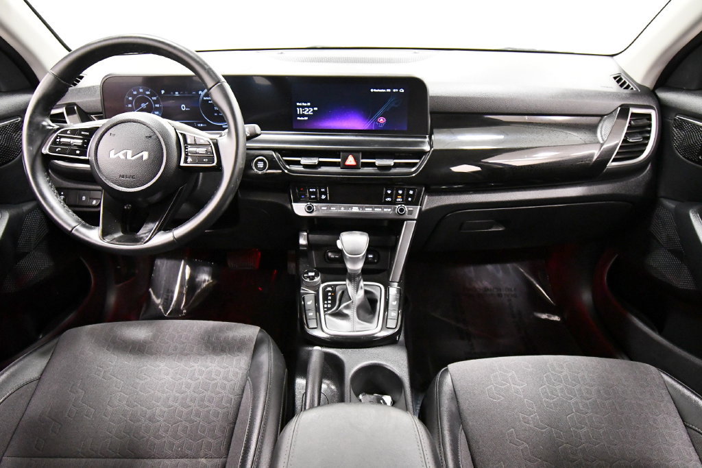 Certified 2024 Kia Seltos S AWD/4WD image 3
