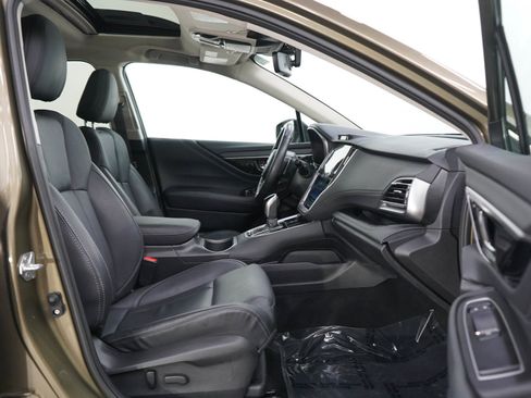 Used 2024 Subaru Outback Limited AWD/4WD image 11