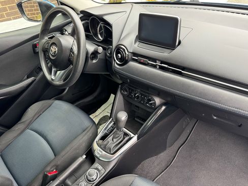 Used 2018 Toyota Yaris iA image 4