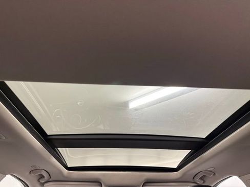 Used 2023 Nissan Rogue SV w/ SV Premium B Package image 55