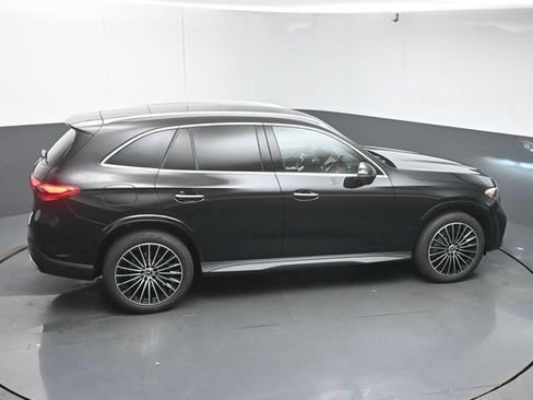 Used 2026 Mercedes-Benz GLC 300 image 48