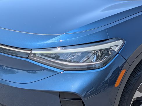 Certified 2023 Volkswagen ID.4 Pro AWD/4WD image 16