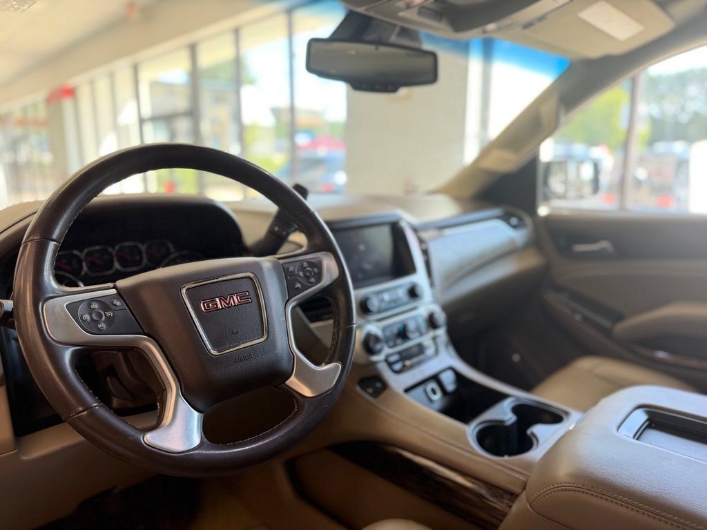 Used 2019 GMC Yukon SLT RWD image 10