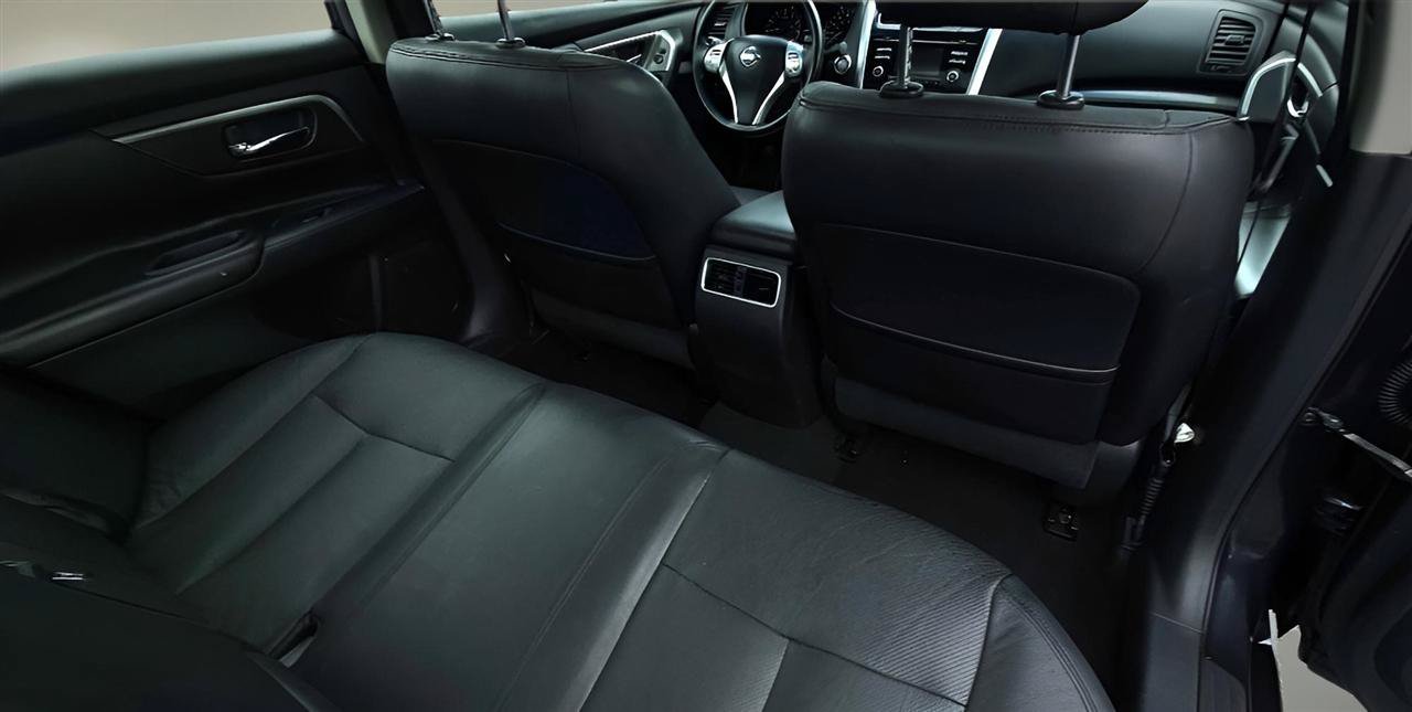 Used 2014 Nissan Altima 2.5 SL w/ Moonroof Package FWD image 28