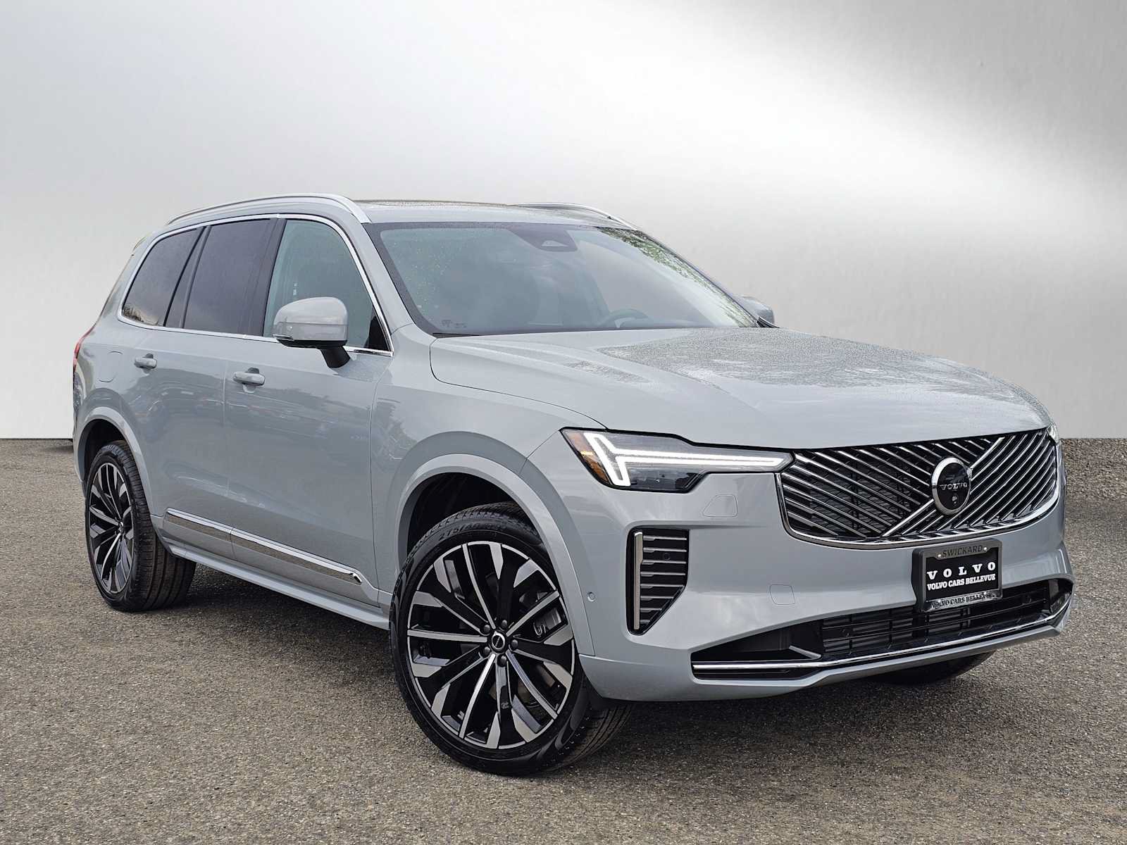 New 2026 Volvo XC90 T8 Plus w/ Protection Package AWD/4WD image 1