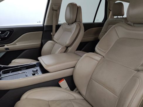 Used 2020 Lincoln Aviator Reserve w/ Equipment Group 202A AWD/4WD image 17