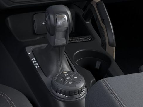 New 2025 Ford Bronco Badlands AWD/4WD image 17